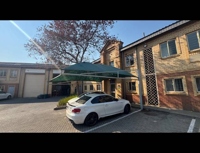 760M² WAREHOUSE TO LET IN LINBRO PARK
